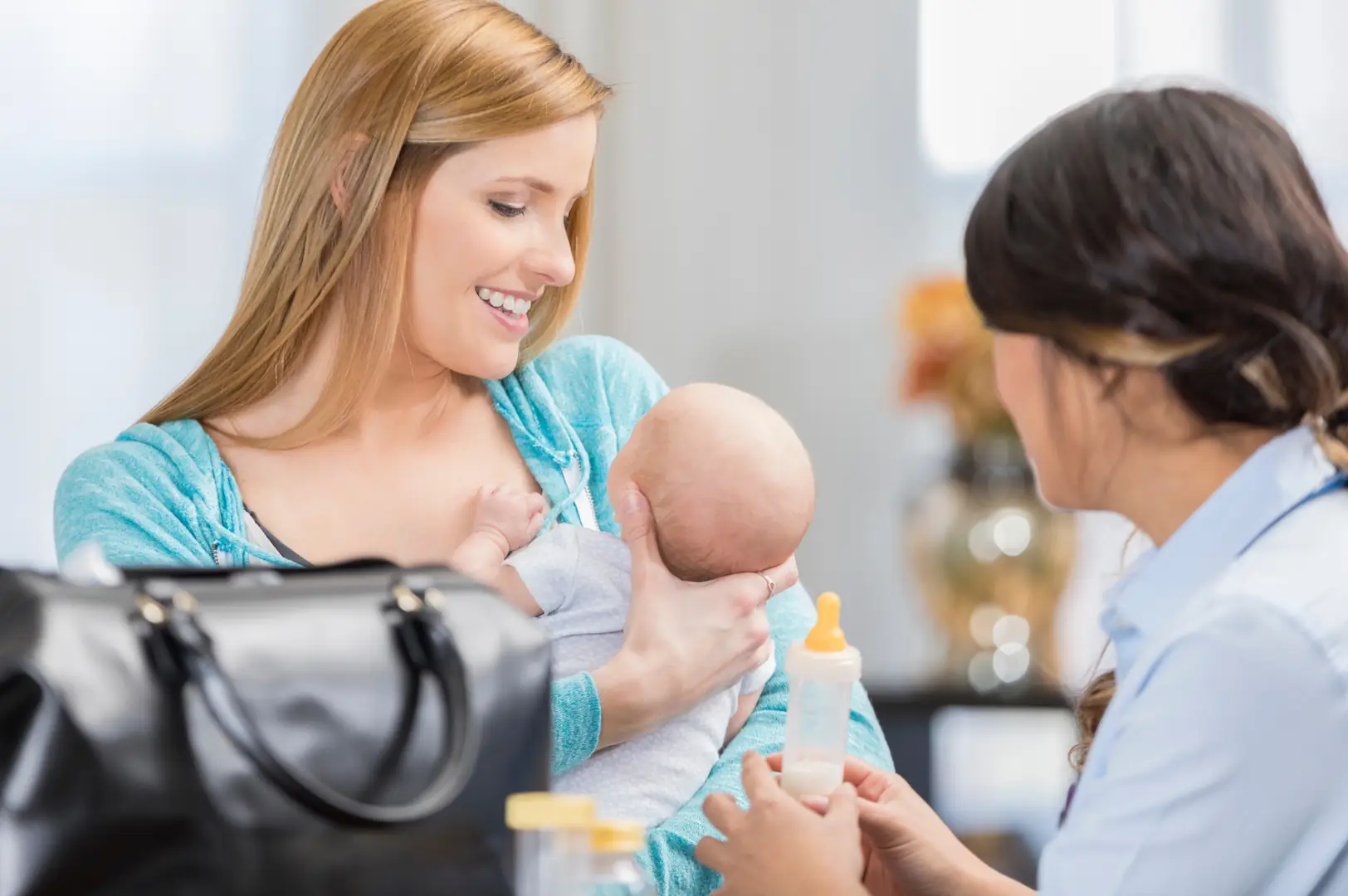 A lactation consultant session at an SMSG centre.