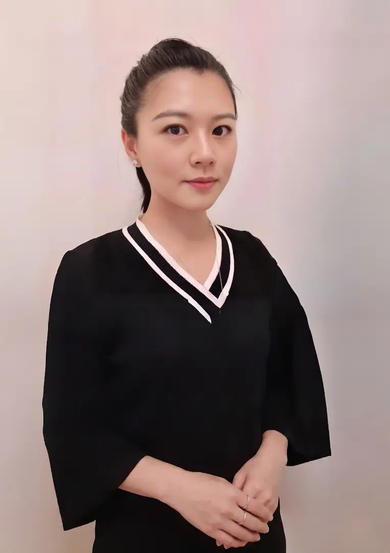 Portrait of Dr Xue-Fei Fay Yu PhD, PhD, MNutriDiet, BSc(Food, Nutrition & Health), at SMSG