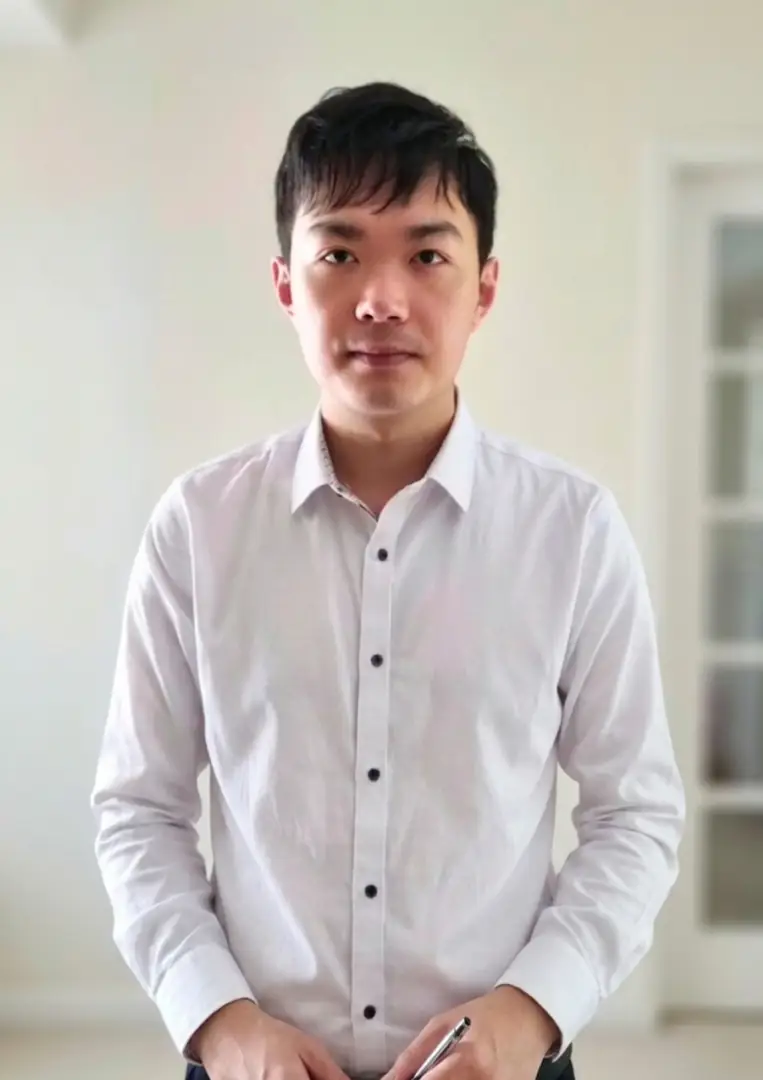 Portrait of Dr Mike Zhang, BMed MD, FRACGP, at SMSG