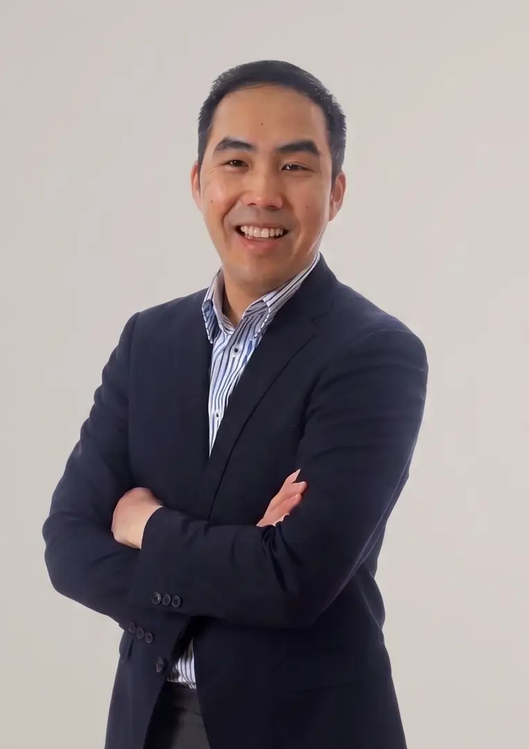 Portrait of Dr Daniel L Wong, MBBS, BSc(Hons), FRACP, at SMSG