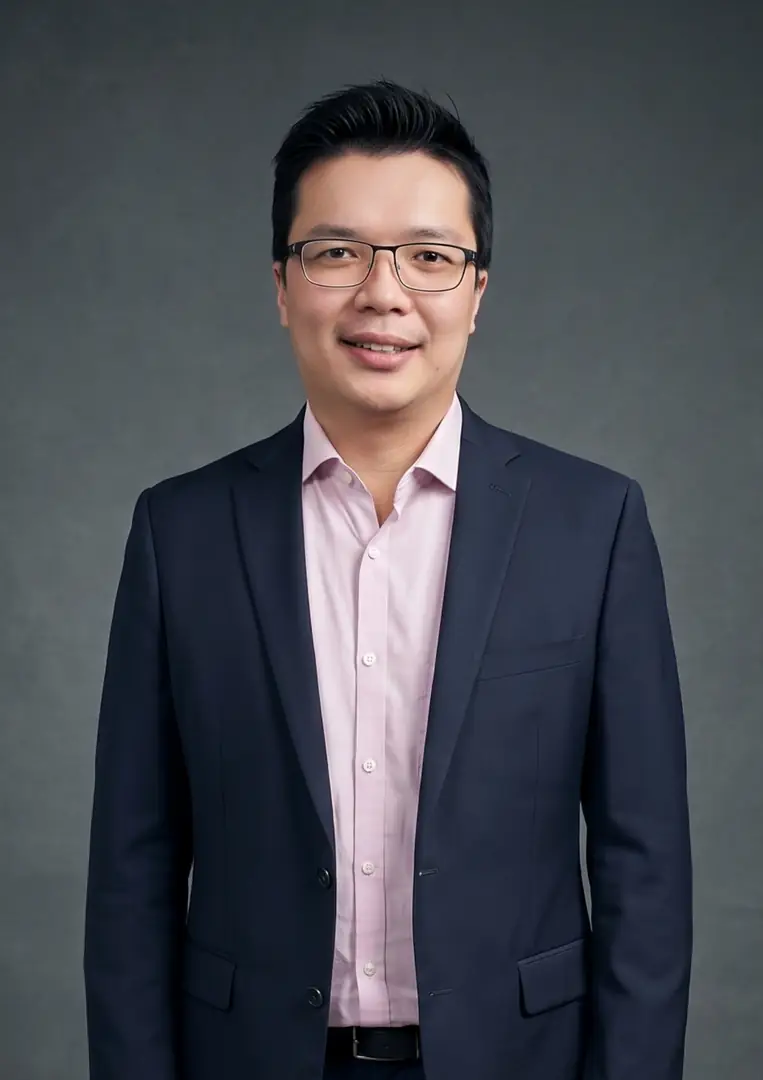 Portrait of Dr Seo Lung Ling, MBChB, MMed(Periop Med), MHLM, MPH, MGlobHlth, MIDI, MForensMH, MClinEpi(Dist), GCertPainMgt, FRACP, at SMSG